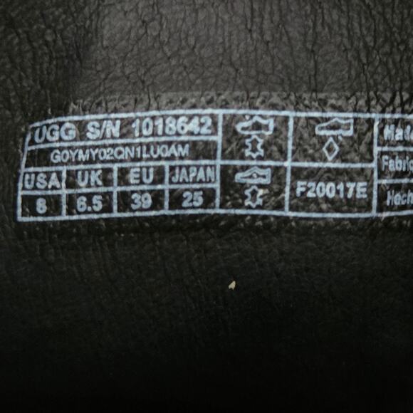 UGG Corin Black Suede Tassel and Bow Chunky Block Heel Ankle Booties, Size 8 - Picture 11 of 14